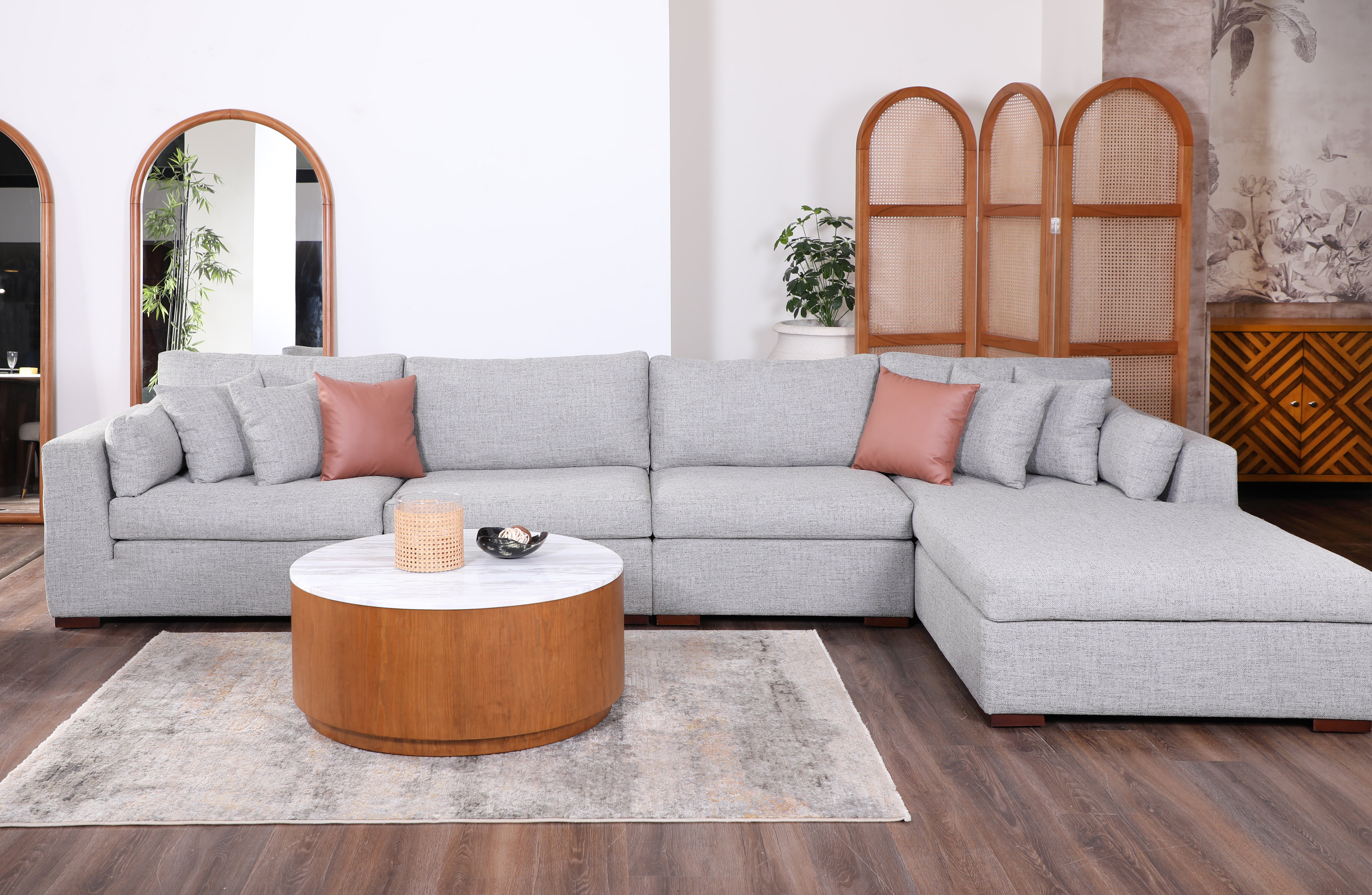 Larussi L-Shape